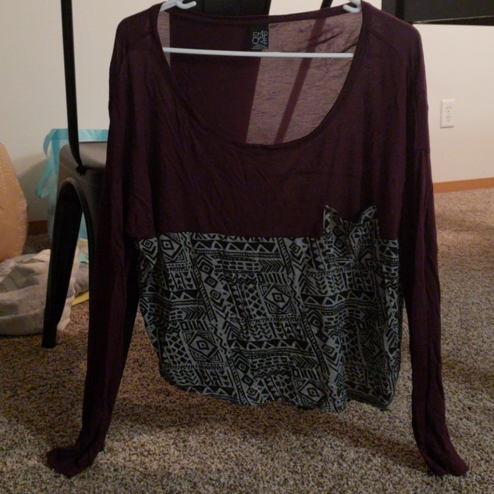 Empyre ong sleeve top